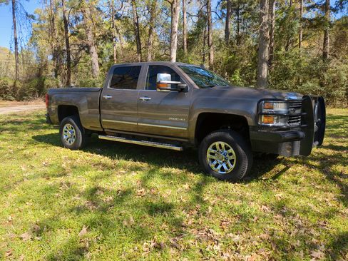 Used 2015 Chevrolet Silverado 2500 LTZ w/ Z71 Package, Off-Road image 1
