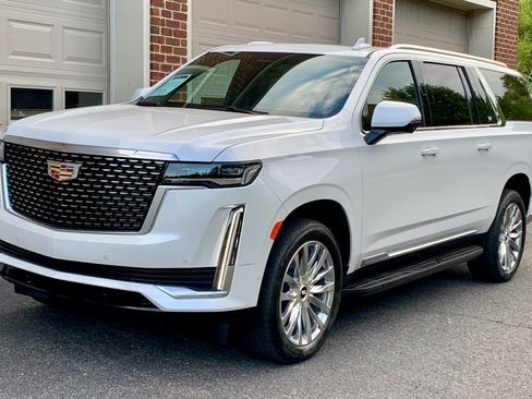 Used 2022 Cadillac Escalade ESV Premium Luxury w/ LPO, Radiant Package image 1