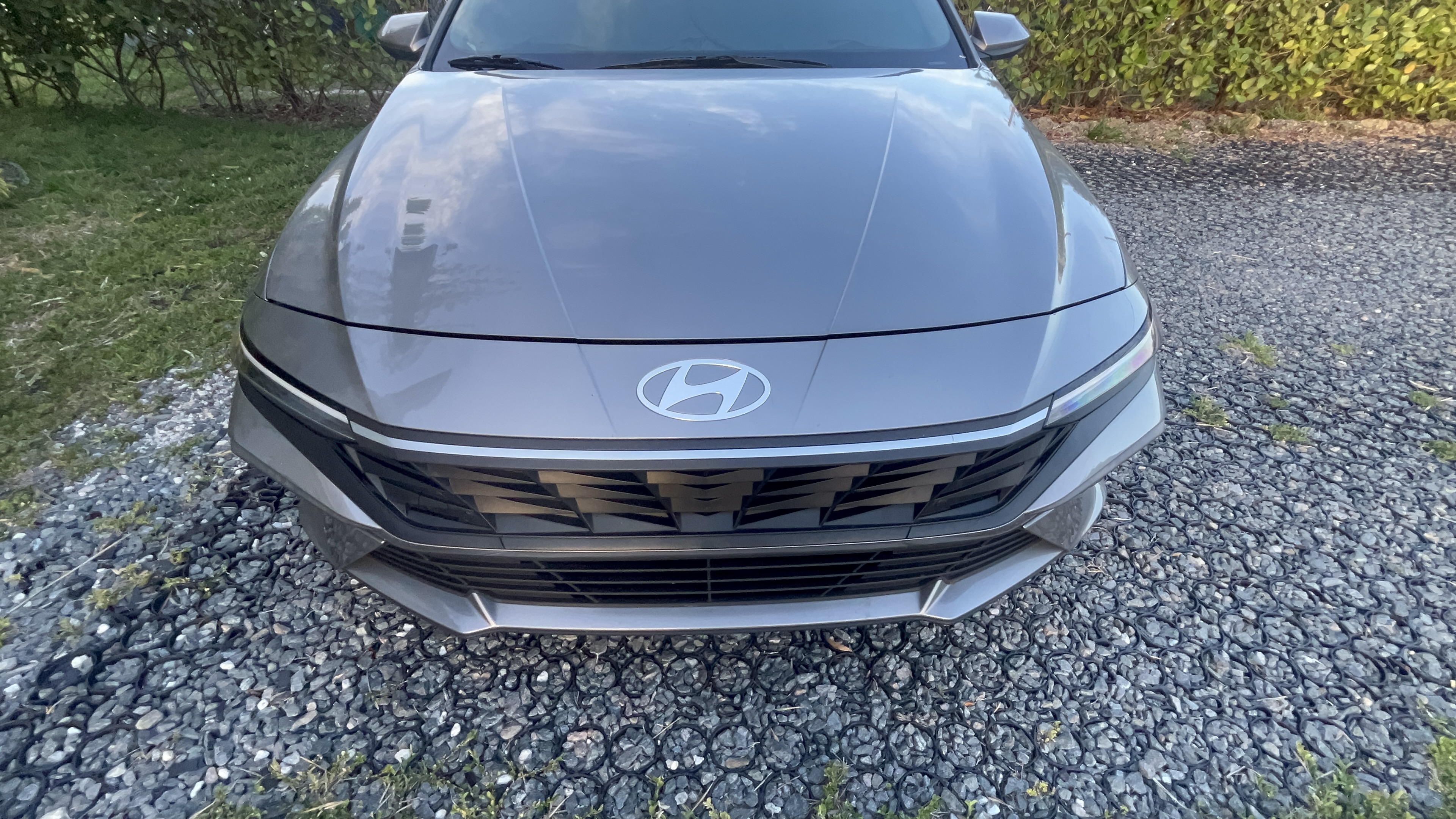 Used 2024 Hyundai Elantra SEL FWD image 1