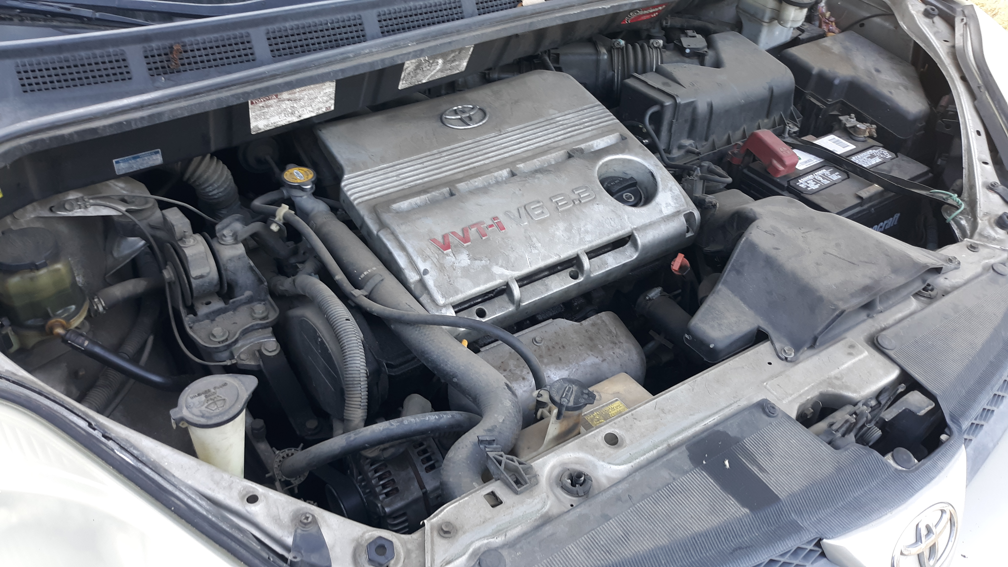 Used 2004 Toyota Sienna LE w/ LE Pkg 1 FWD image 14
