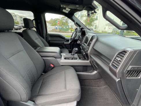 Used 2019 Ford F150 XLT w/ Equipment Group 302A Luxury image 6
