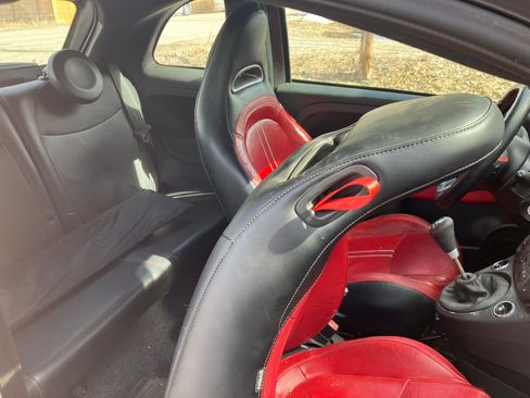 Used 2013 FIAT 500 Abarth w/ Comfort/Convenience Group image 8
