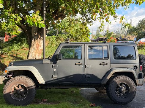 Used 2017 Jeep Wrangler Unlimited Sport w/ Quick Order Package 24S AWD/4WD image 14