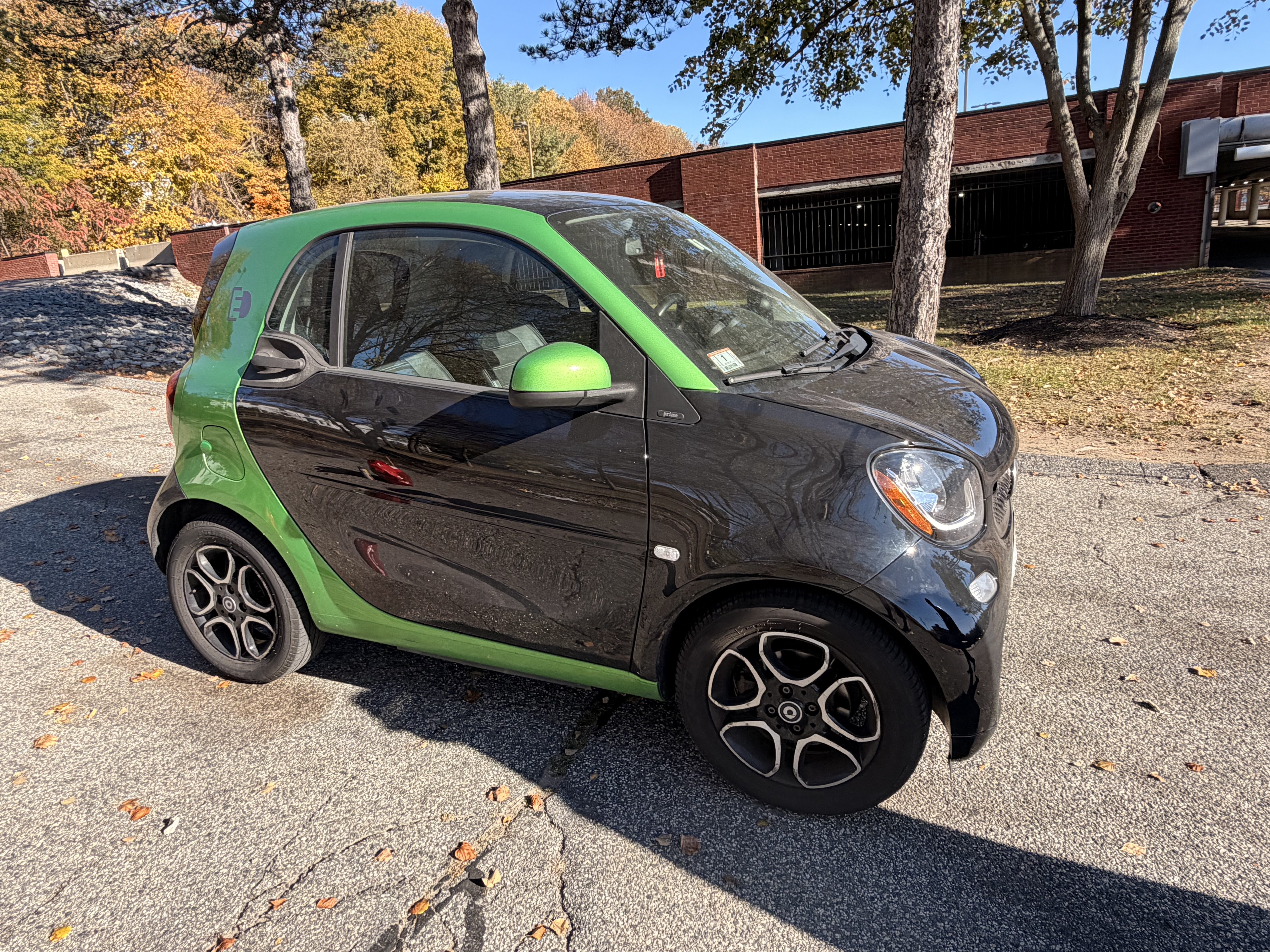 Used 2018 smart fortwo electric drive RWD image 10