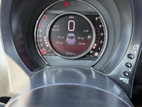 Used 2015 FIAT 500 Sport w/ Sport Appearance Group FWD image 10