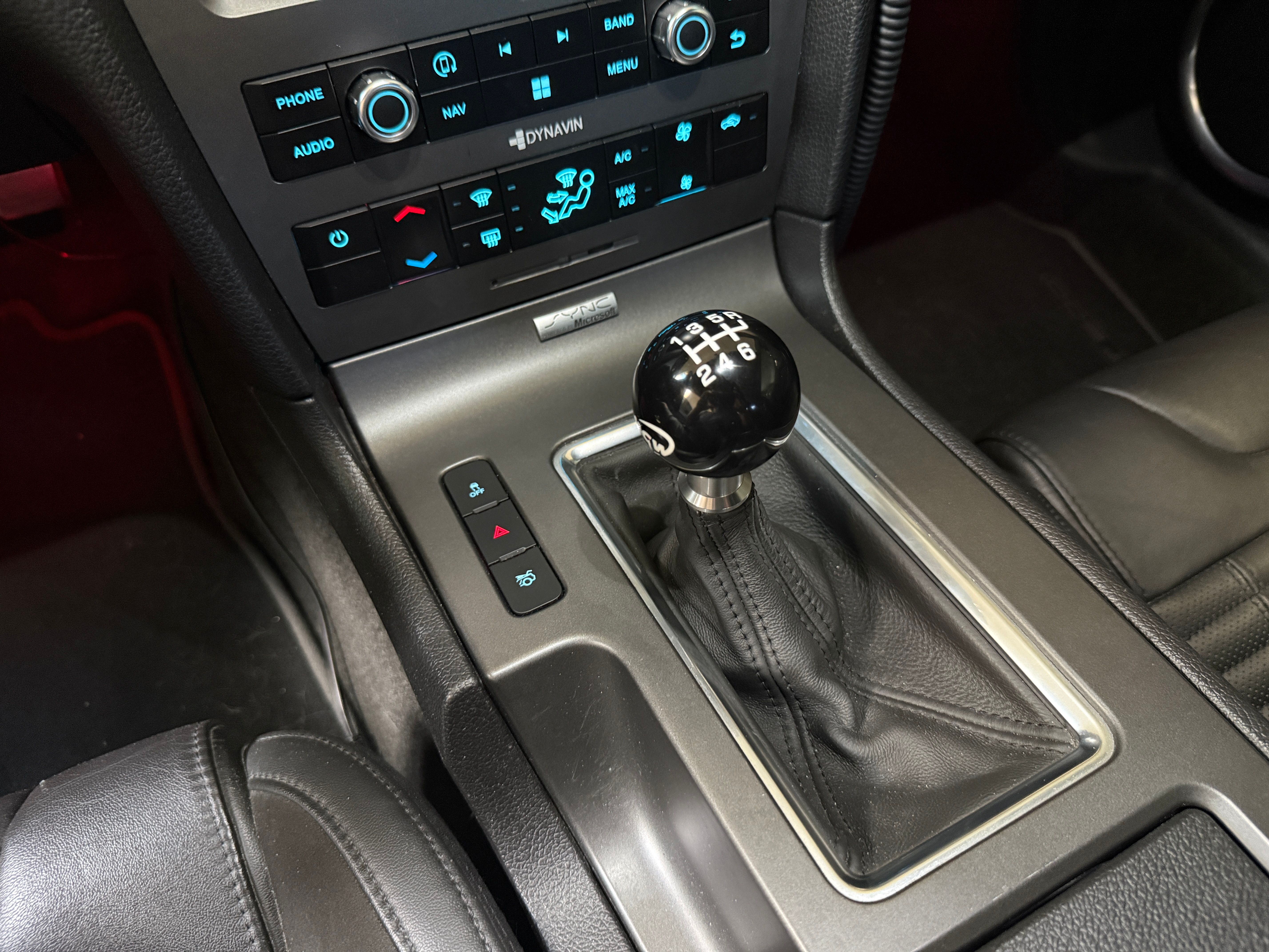 Used 2013 Ford Mustang Shelby GT500 RWD image 25