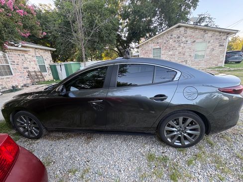 Used 2024 MAZDA MAZDA3 s FWD image 4