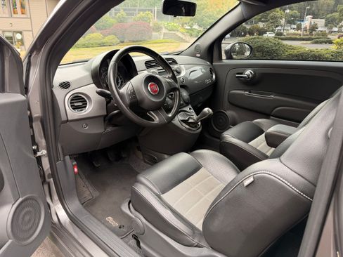 Used 2013 FIAT 500 Turbo w/ Beats Audio Pkg FWD image 13