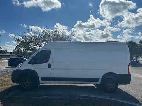 Used 2019 RAM ProMaster 2500 image 8