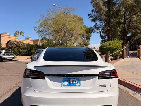 Used 2024 Tesla Model S Plaid image 25