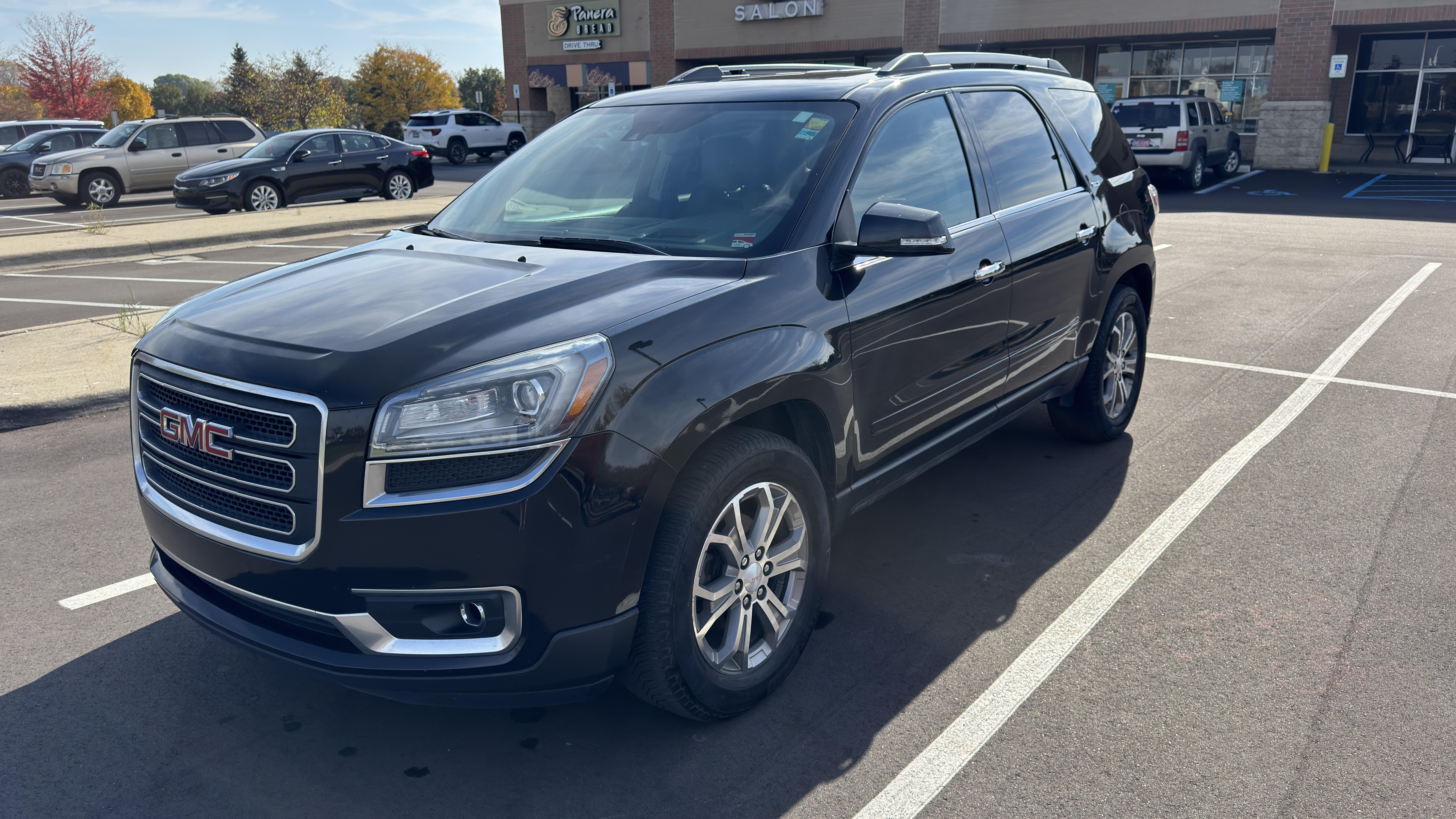 Used 2014 GMC Acadia SLT w/ Technology Package AWD/4WD image 17