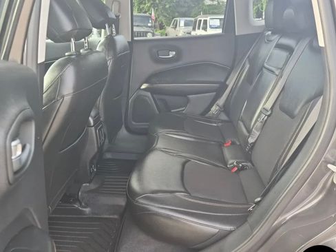 Used 2018 Jeep Compass Limited w/ Navigation Group AWD/4WD image 5