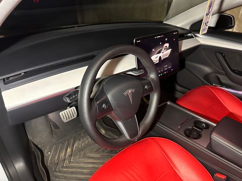 Used 2023 Tesla Model 3 Performance image 12
