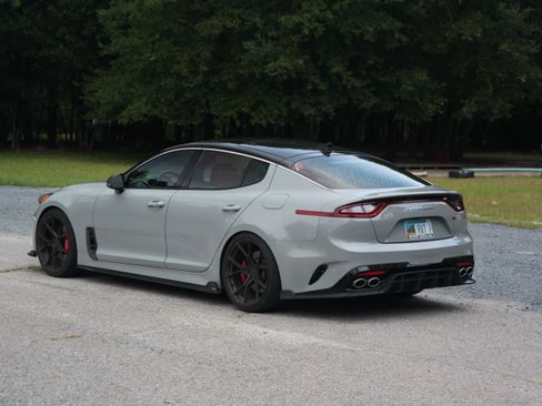 Used 2019 Kia Stinger GT1 image 5