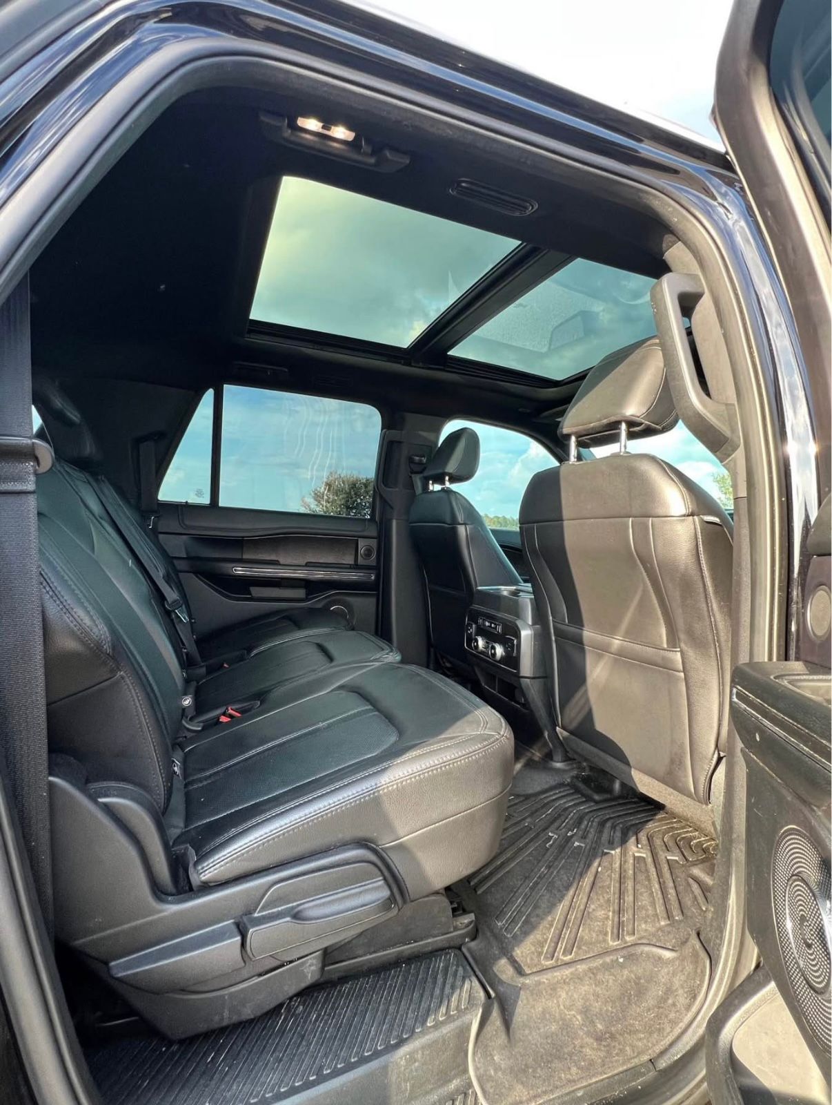 Used 2021 Ford Expedition Max Limited RWD image 13