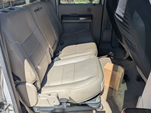 Used 2008 Ford F250 Lariat image 9