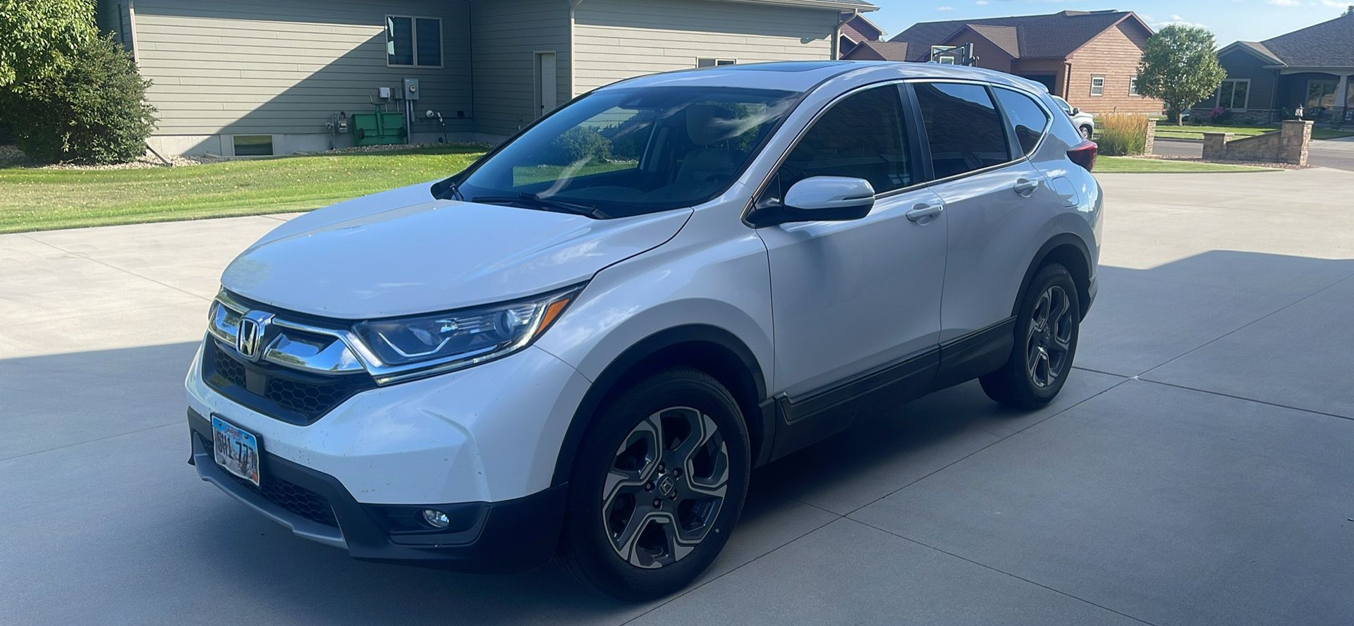 Used 2019 Honda CR-V EX image 1