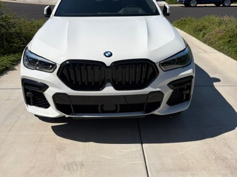 Used 2022 BMW X6 M50i w/ Executive Package AWD/4WD image 1