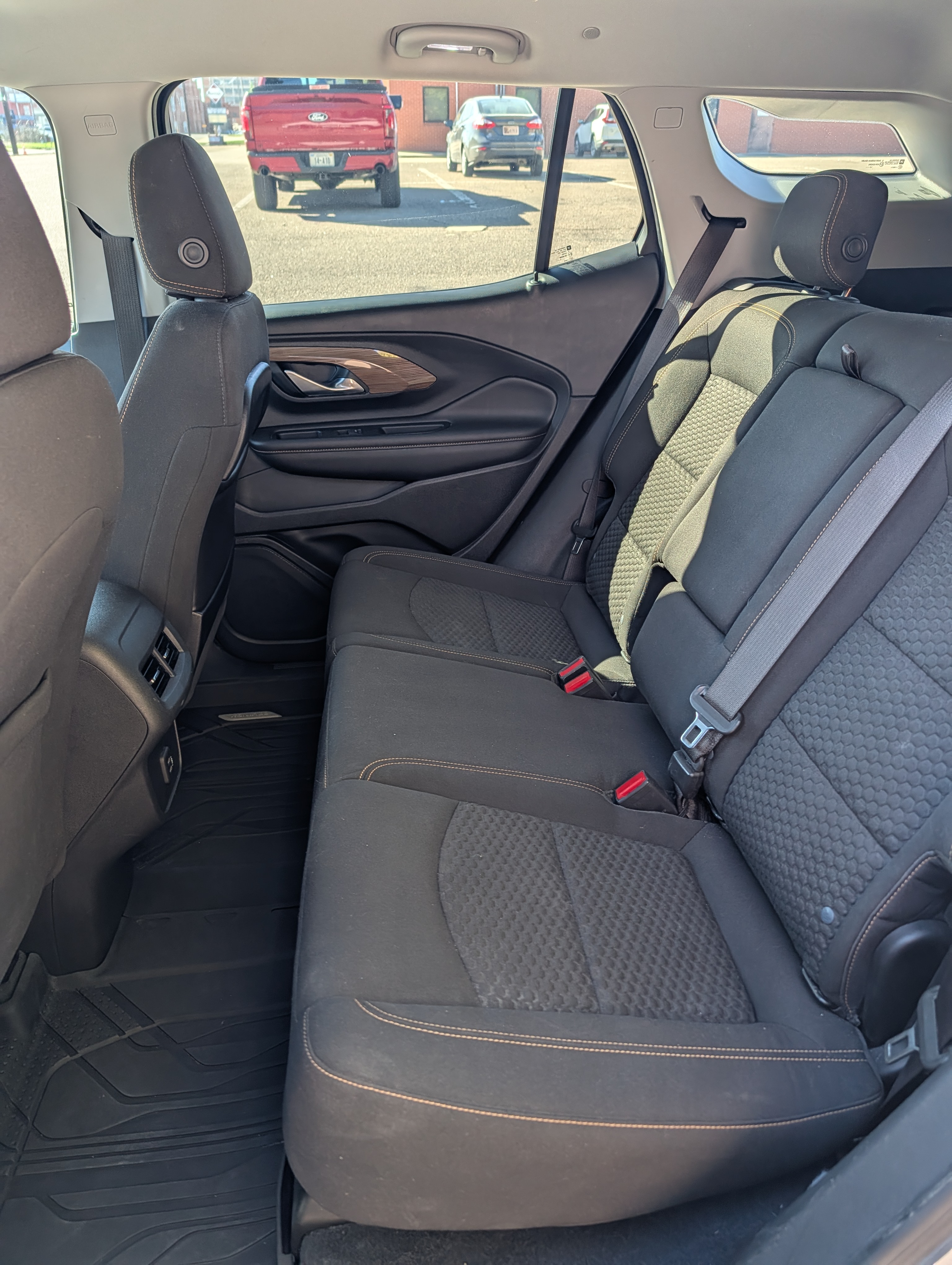 Used 2020 GMC Terrain SLE w/ Driver Convenience Package AWD/4WD image 11