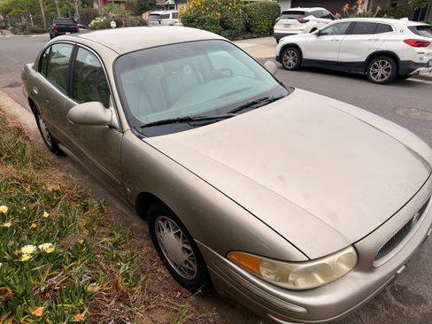 Used 2000 Buick Le Sabre Custom w/ Luxury Opt Pkg image 4
