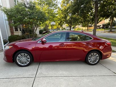 Used 2013 Lexus ES 350 w/ Luxury Pkg