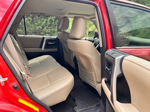 Used 2023 Toyota 4Runner Limited image 9