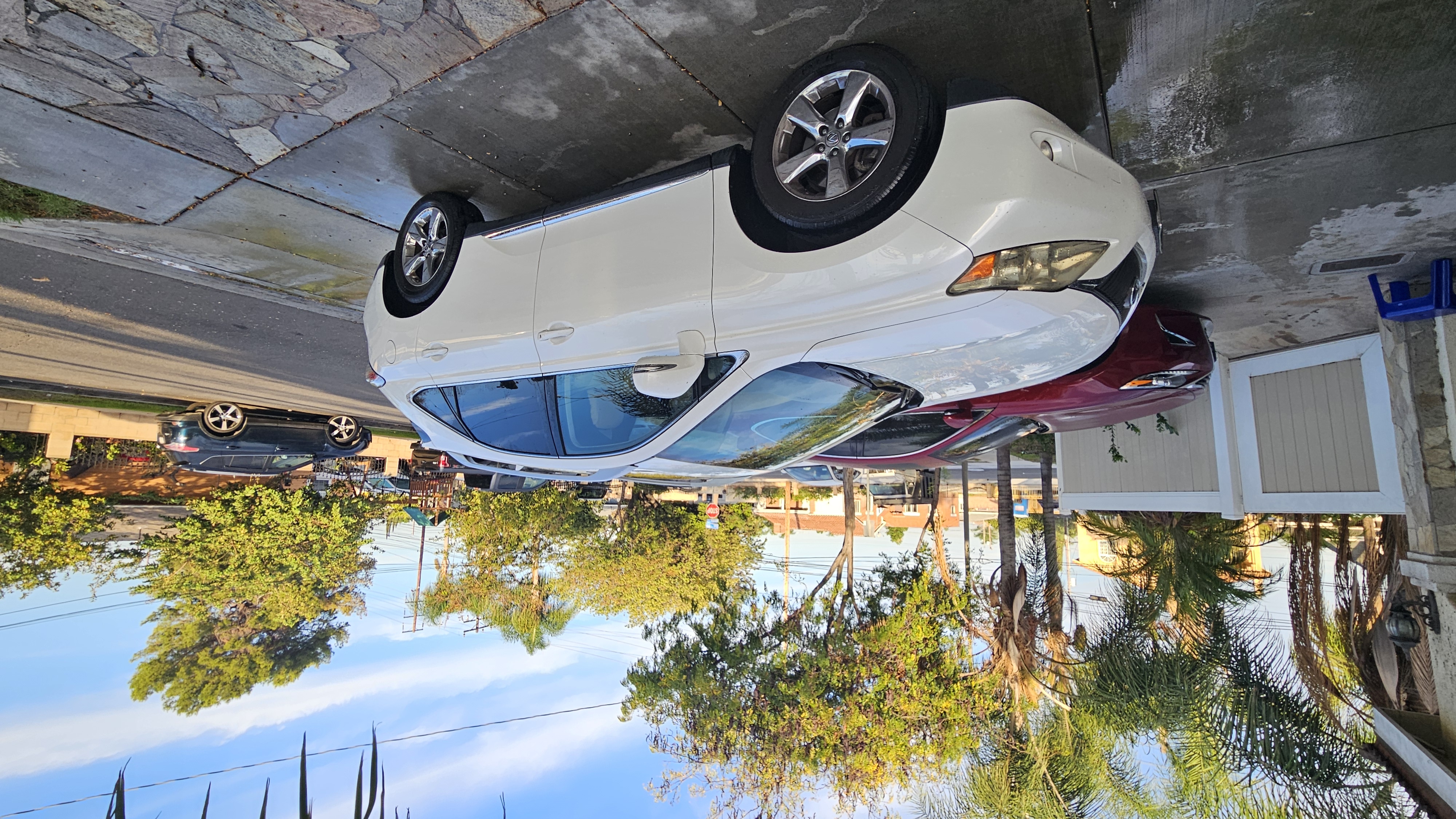 Used 2010 Lexus RX 350 2WD image 2