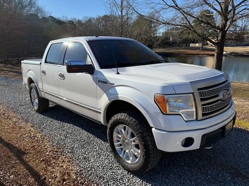 Used 2010 Ford F150 Platinum image 1