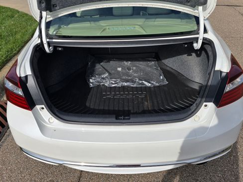 Used 2016 Honda Accord EX-L image 6