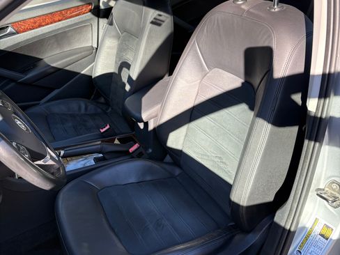 Used 2012 Volkswagen Passat 2.5 SEL image 9