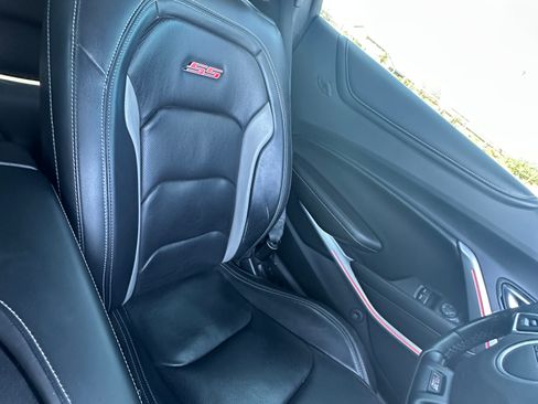 Used 2018 Chevrolet Camaro SS w/ Redline Edition RWD image 23