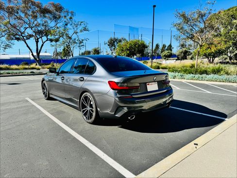Used 2020 BMW 330i Sedan w/ M Sport Package image 8