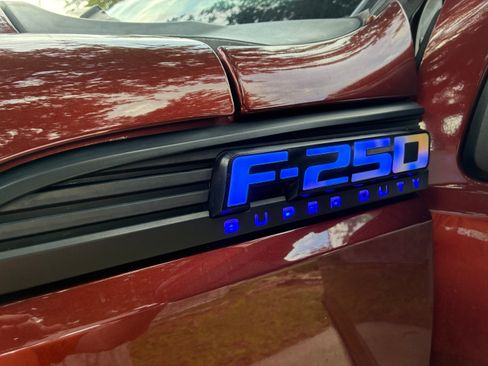 Used 2016 Ford F250 King Ranch w/ FX4 Off-Road Package AWD/4WD image 17
