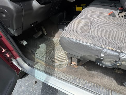 Used 1999 Dodge Ram 1500 Truck 4x4 Regular Cab image 14