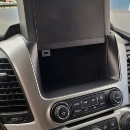 Used 2015 Chevrolet Suburban LT AWD/4WD image 14