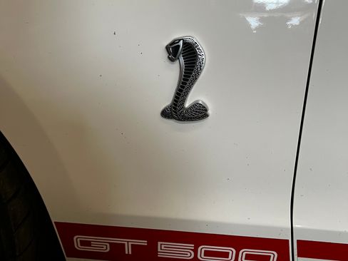 Used 2013 Ford Mustang Shelby GT500 image 9