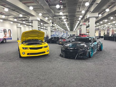 Used 2013 Chevrolet Camaro SS RWD image 19