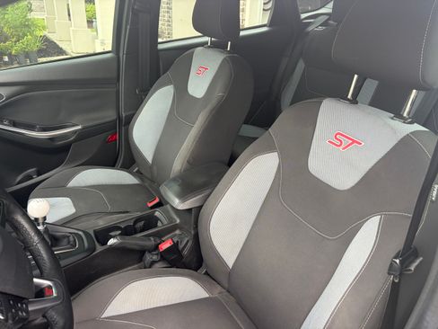 Used 2016 Ford Focus ST FWD image 15