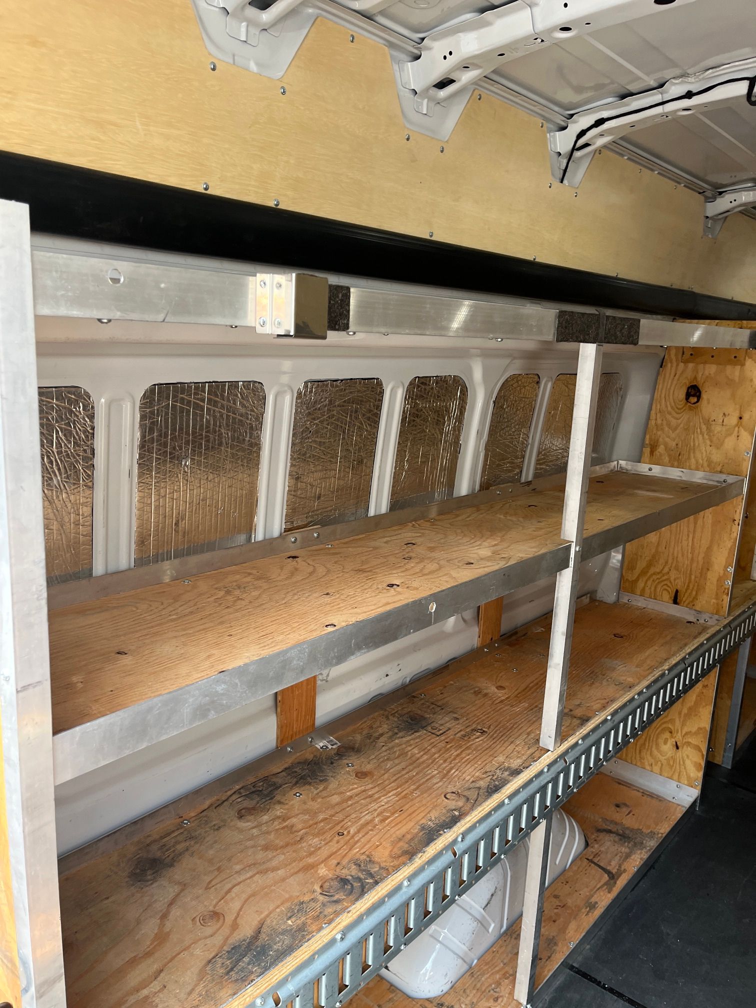 Used 2022 Ford Transit 250 148 High Roof Extended RWD image 25
