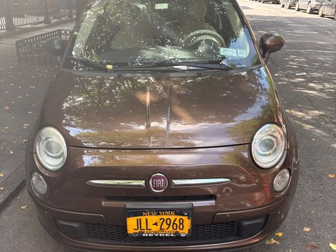 Used 2015 FIAT 500 Pop FWD image 2