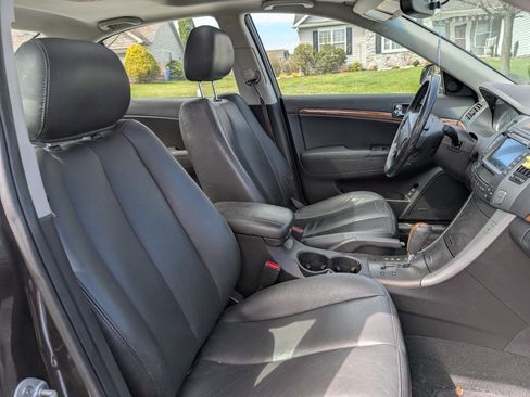 Used 2009 Hyundai Sonata Limited image 6