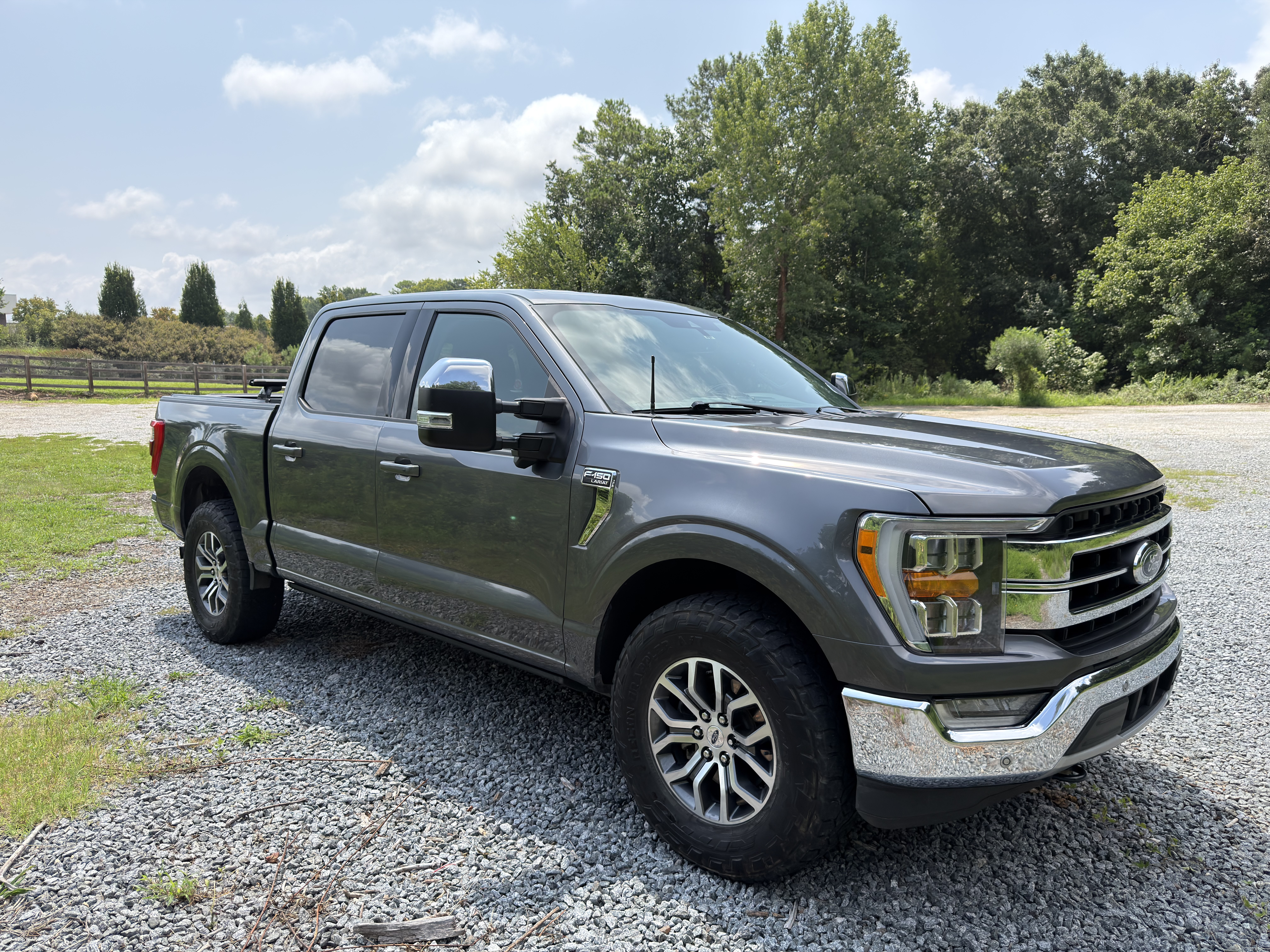 Used 2021 Ford F150 Lariat w/ Max Trailer Tow Package AWD/4WD image 9