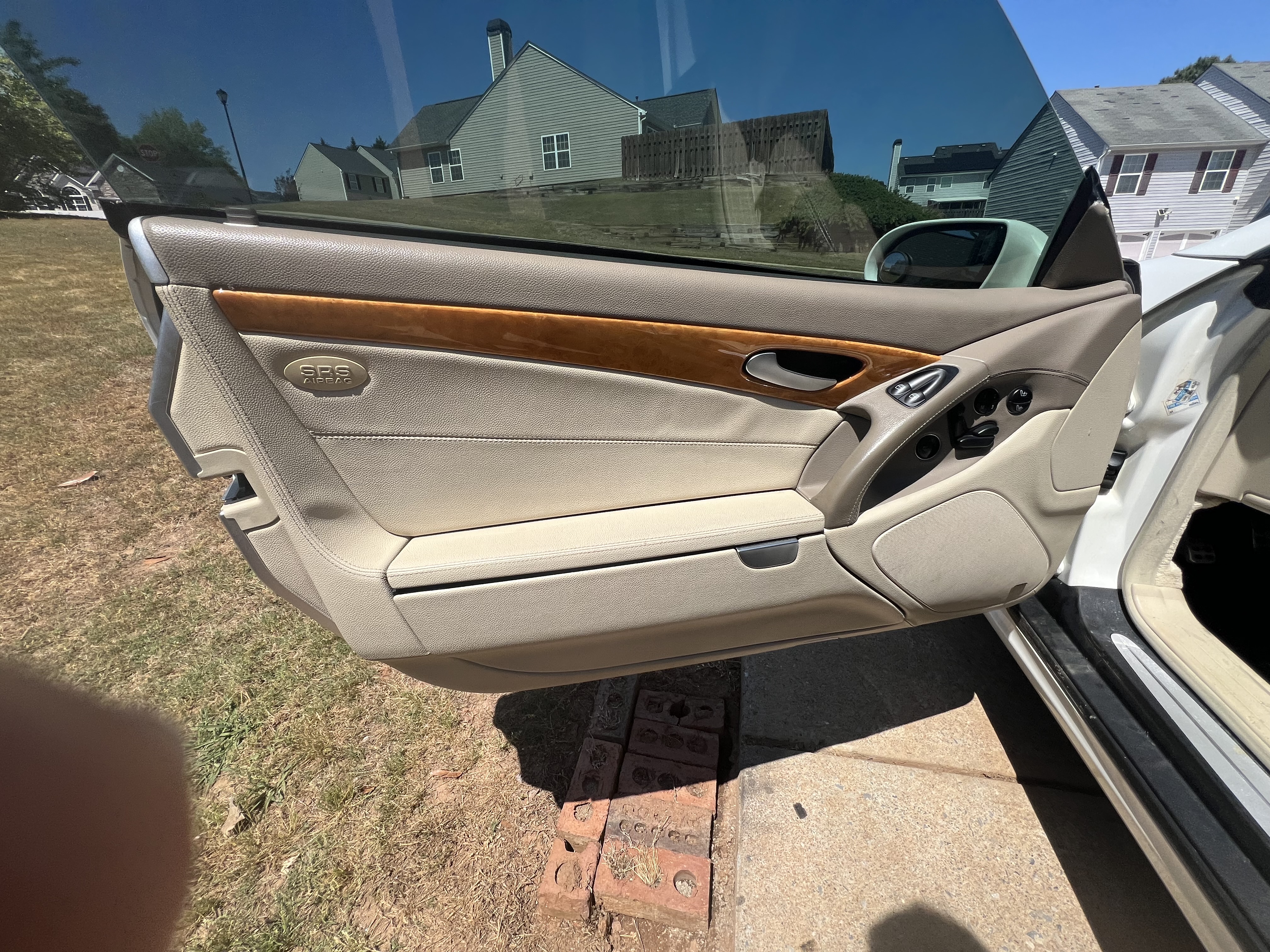 Used 2005 Mercedes-Benz SL 500 image 8