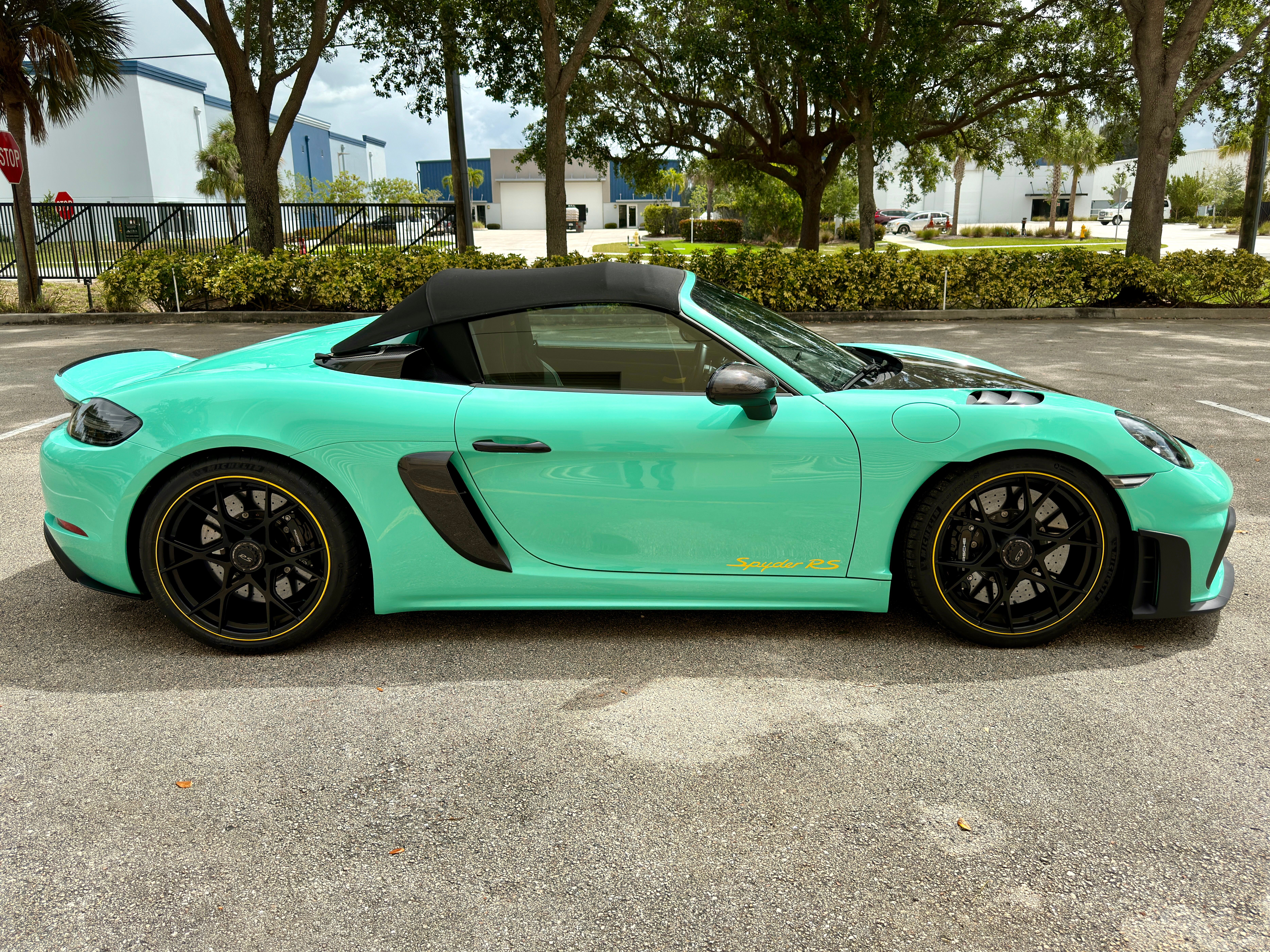 Used 2024 Porsche 718 Boxster Spyder RS RWD image 2