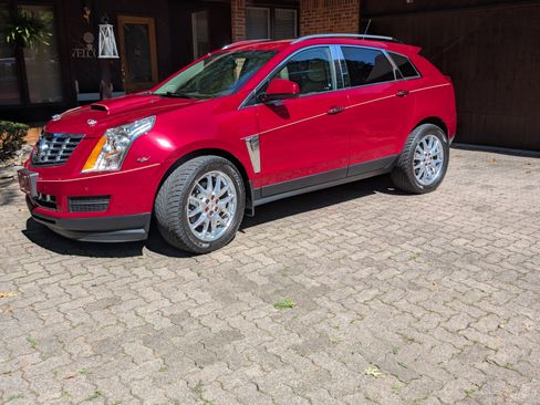 Used 2016 Cadillac SRX Luxury w/ Driver Awareness Package image 1