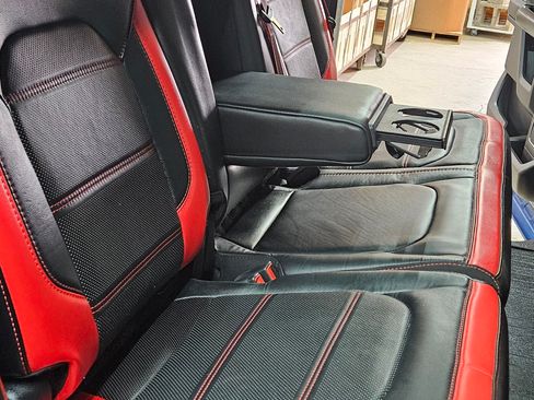 Used 2019 Ford F150 Lariat w/ Equipment Group 502A Luxury image 9