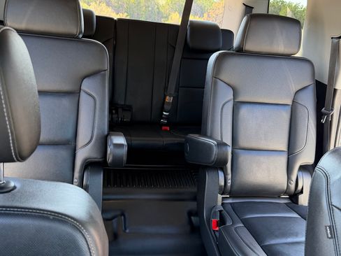 Used 2018 Chevrolet Tahoe Premier image 17