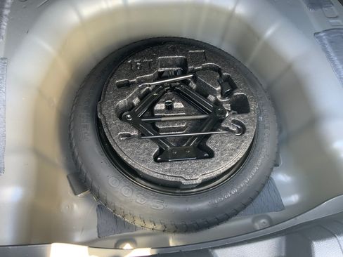 Used 2017 Hyundai Sonata SE image 19