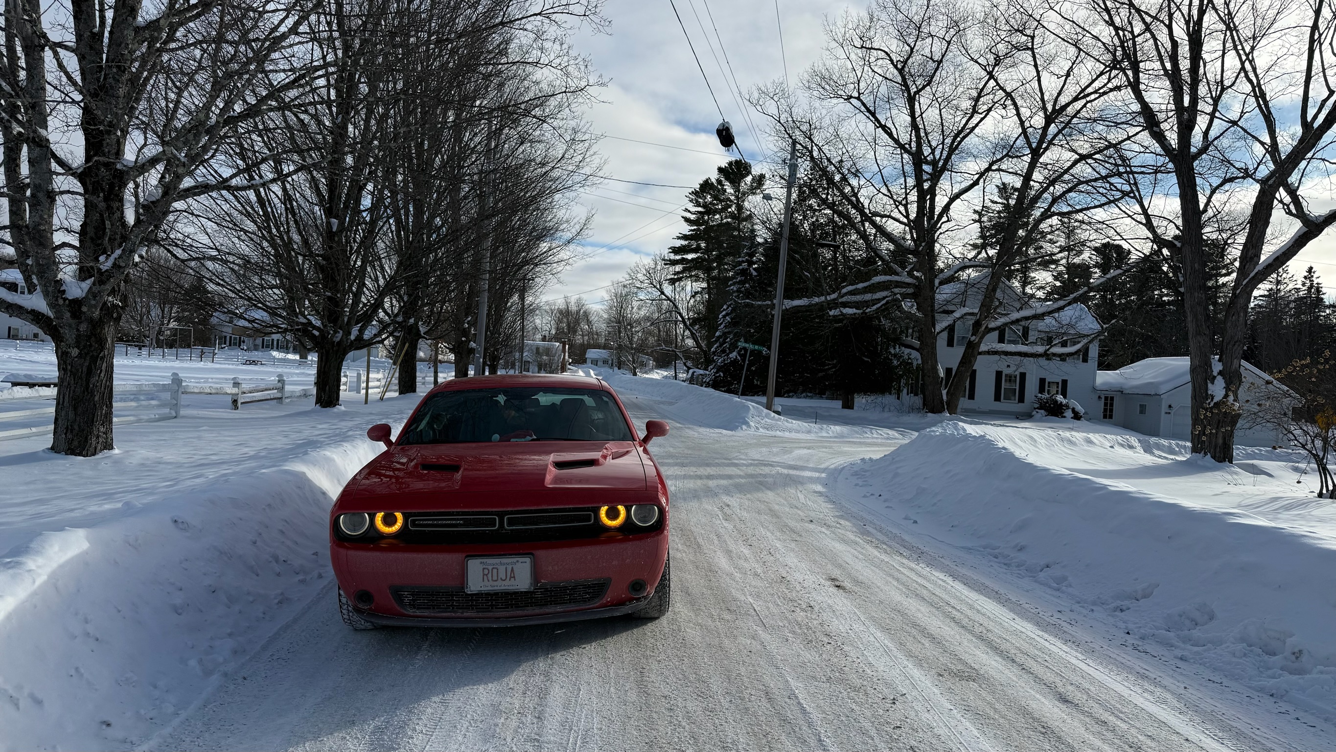 Used 2022 Dodge Challenger SXT RWD image 17