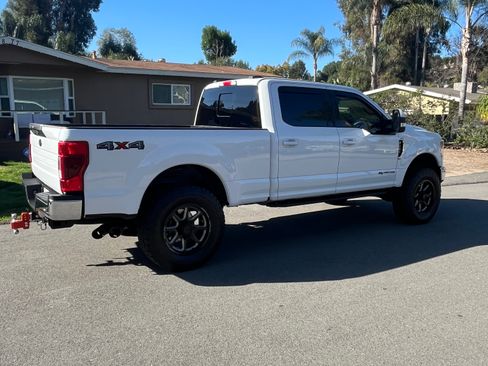 Used 2022 Ford F250 Lariat w/ Lariat Value Package image 6